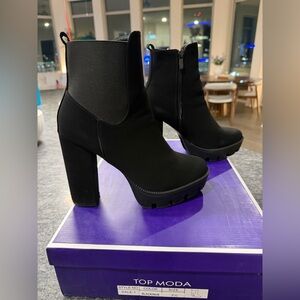 TOP Moda Black Heeled Ankle Boots